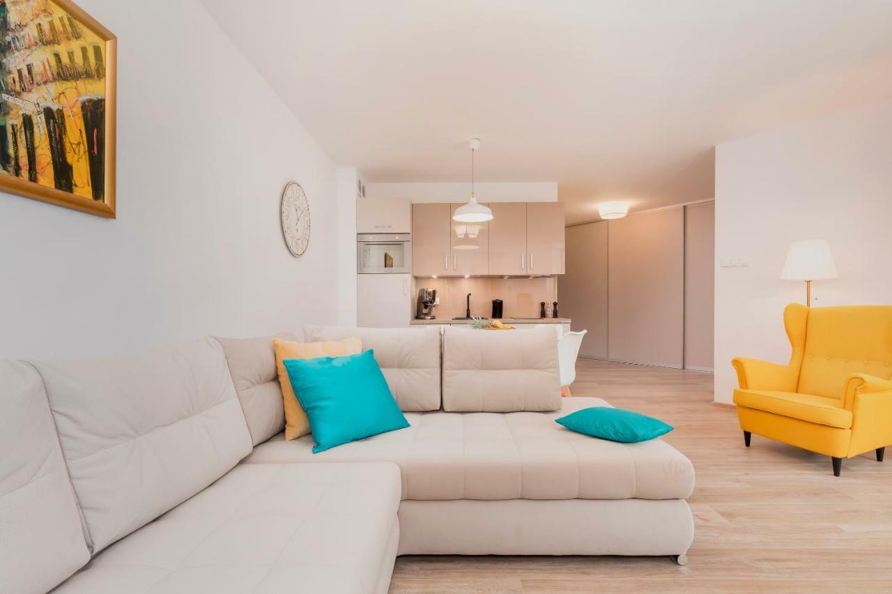 Grace Apartment I Kolobrzeg Ngoại thất bức ảnh
